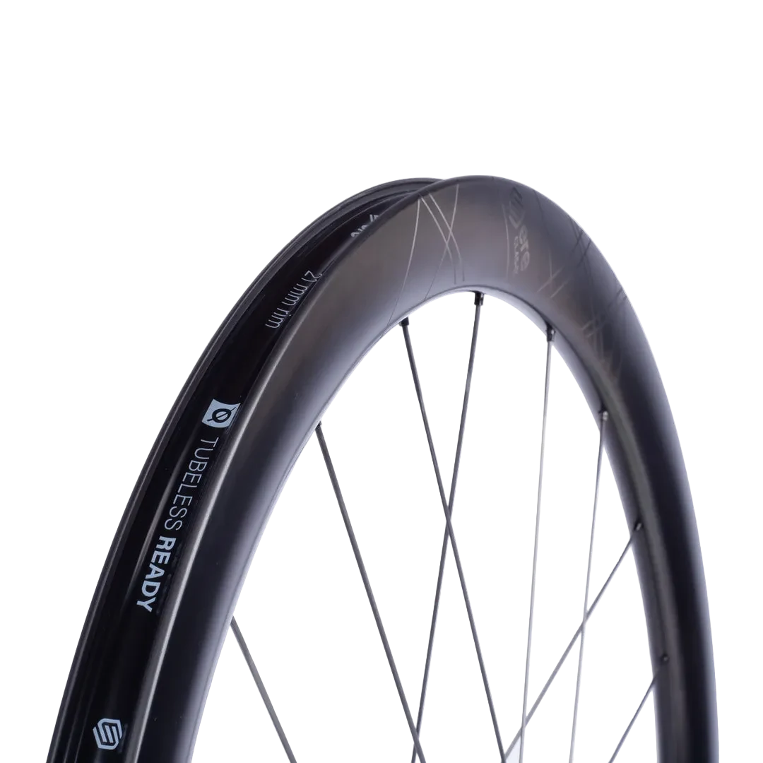 ERE Genus II CL45-R - Disc Carbon Wheelset